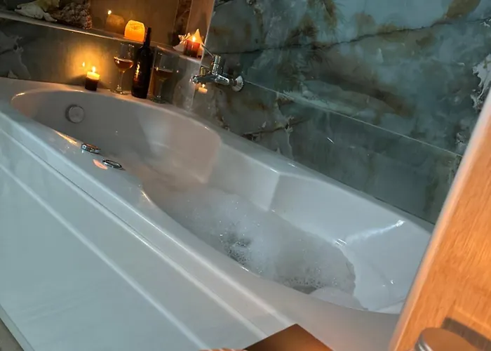 Appartement Gjonis House *